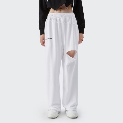 p932 woman loose track pants with rips wholesale (1)