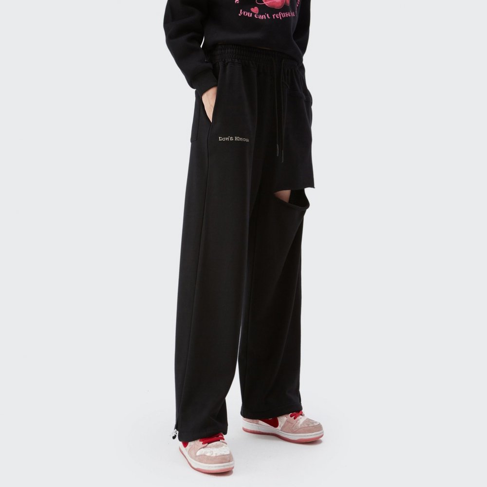 p932 woman loose track pants with rips wholesale (13)